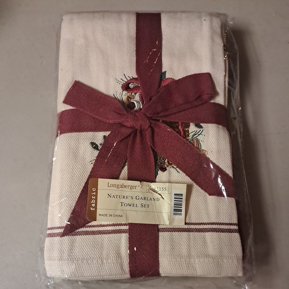 Longaberger Nature's Garland Towel Set